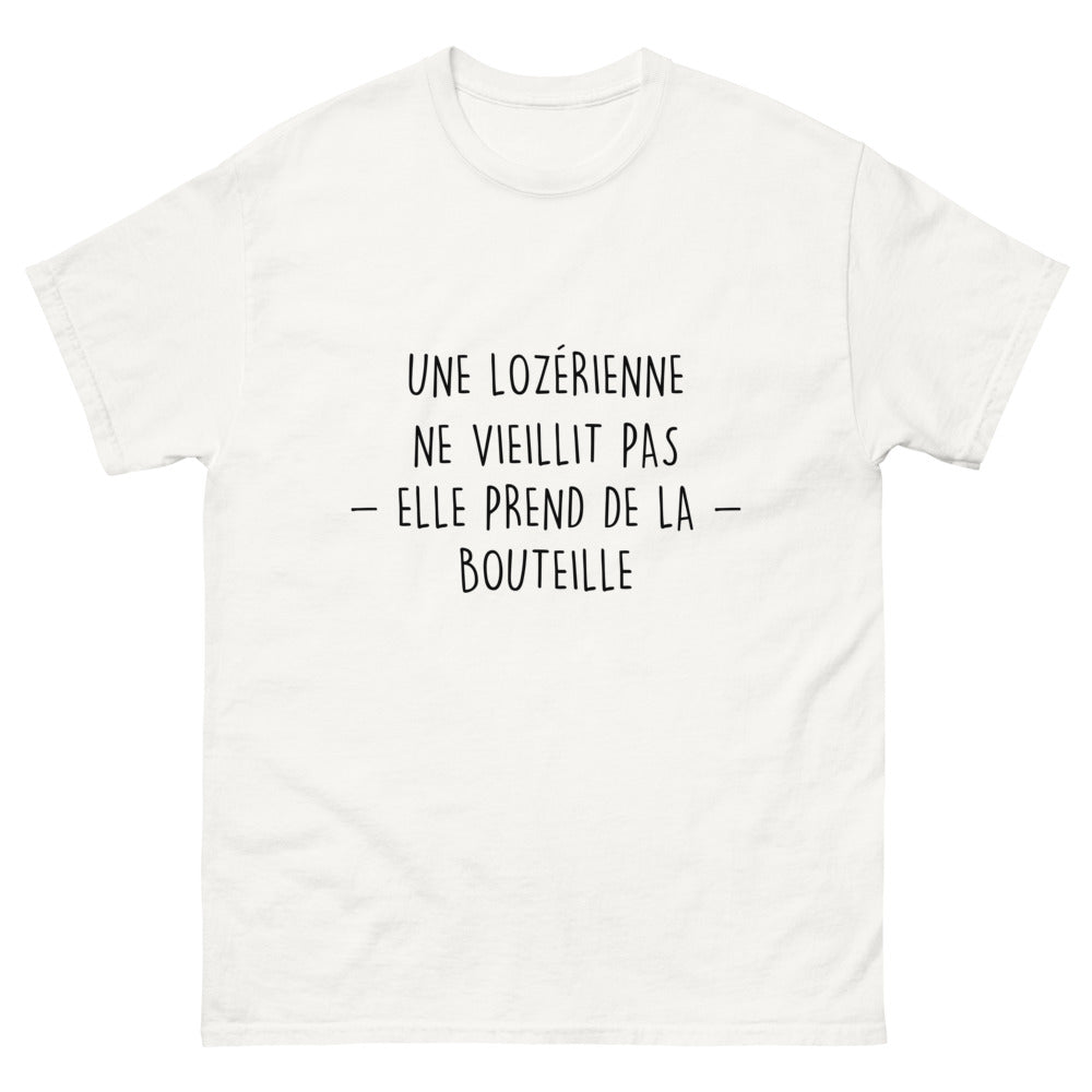 T-shirt Une Lozérienne Ne Vieillit Pas, Elle Prend de la Bouteille