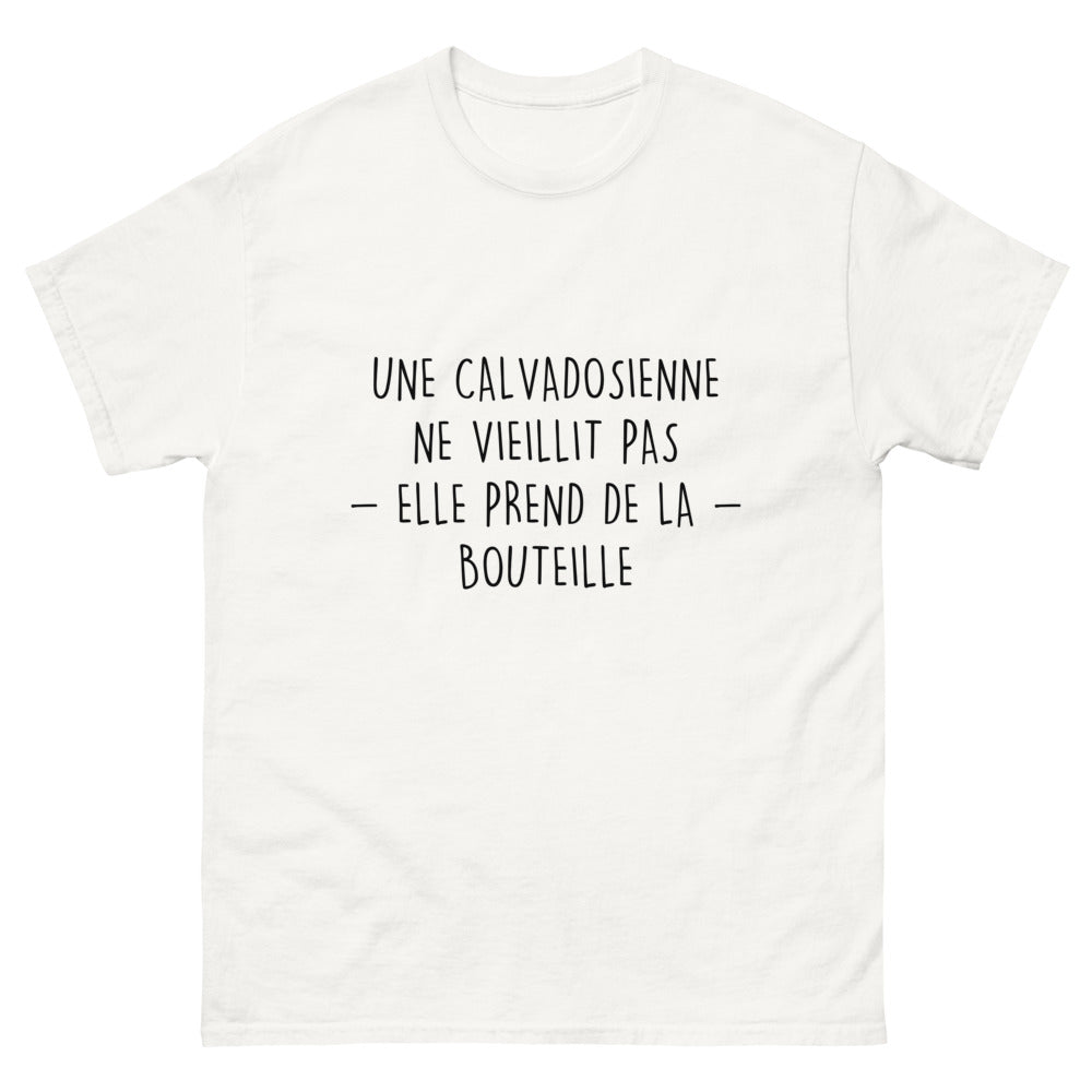 T-shirt Une Calvadosienne Ne Vieillit Pas, Elle Prend de la Bouteille
