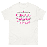 Thumbnail for T-shirt Princesse et Valaisanne - Certaines filles rêvent de devenir princesses, d'autres rêvent d'être valaisannes - T-shirt blanc