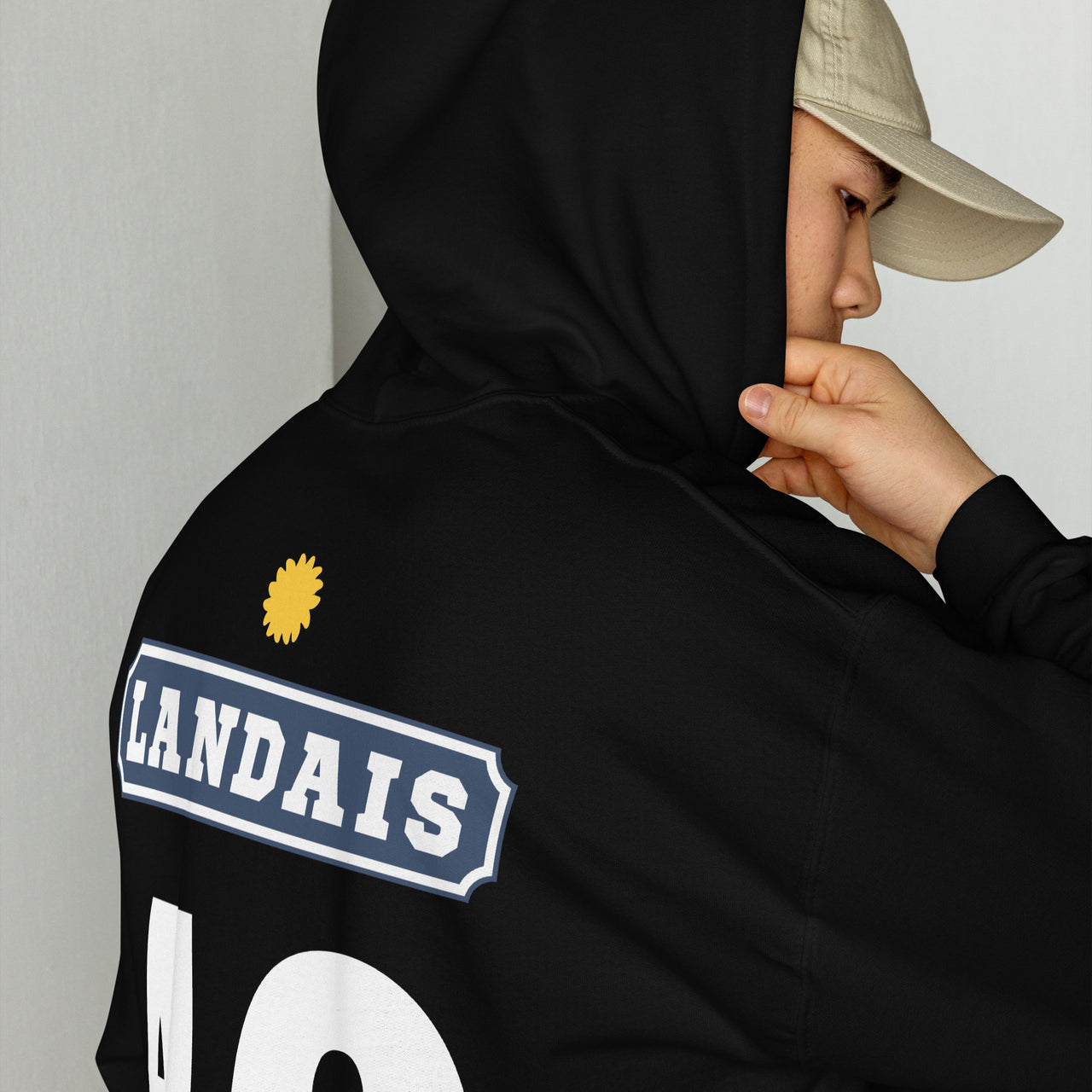Sweat à capuche Landais bleu - Douceur et élégance locale