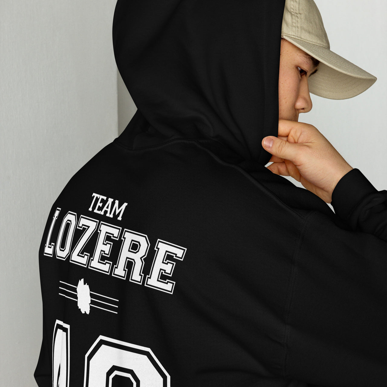 Sweat à capuche Lozère noir - Douceur pour soirées fraîches