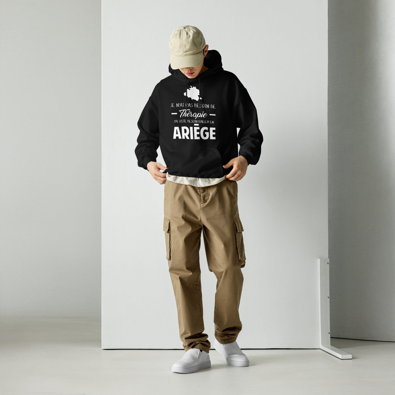Sweat à capuche Ariège noir dos - Pas besoin de thérapie