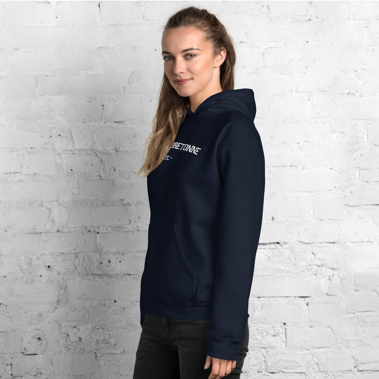 Sweat à capuche Bretagne vert militaire dos - Douillet et swag pour tous