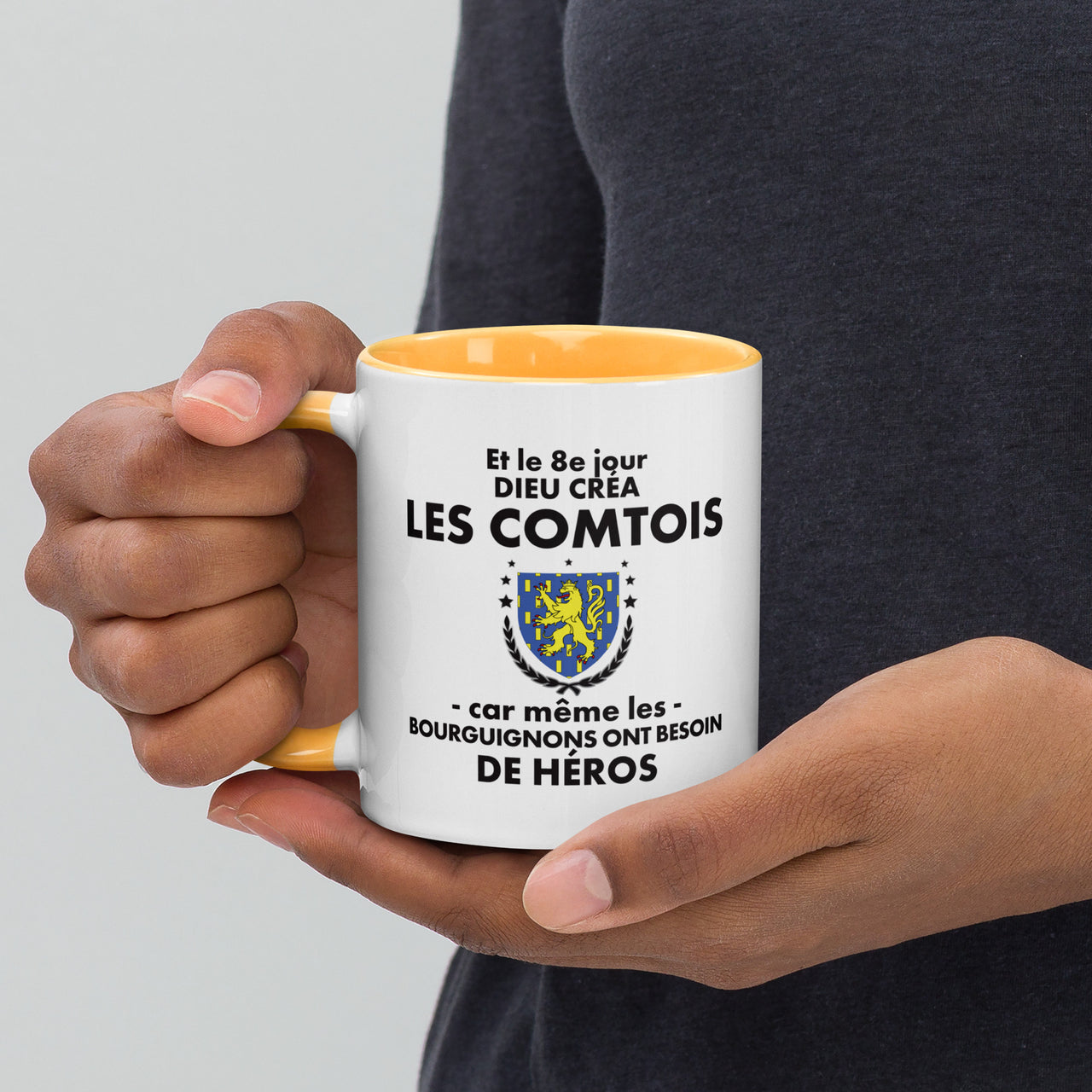 Bunter Becher mit farbenfroher Innenseite – Geschenk aus der Franche-Comté – der 8. Tag