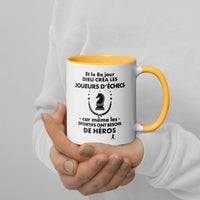 Thumbnail for Mug échecs jaune doré dos - Design humoristique du 8e jour