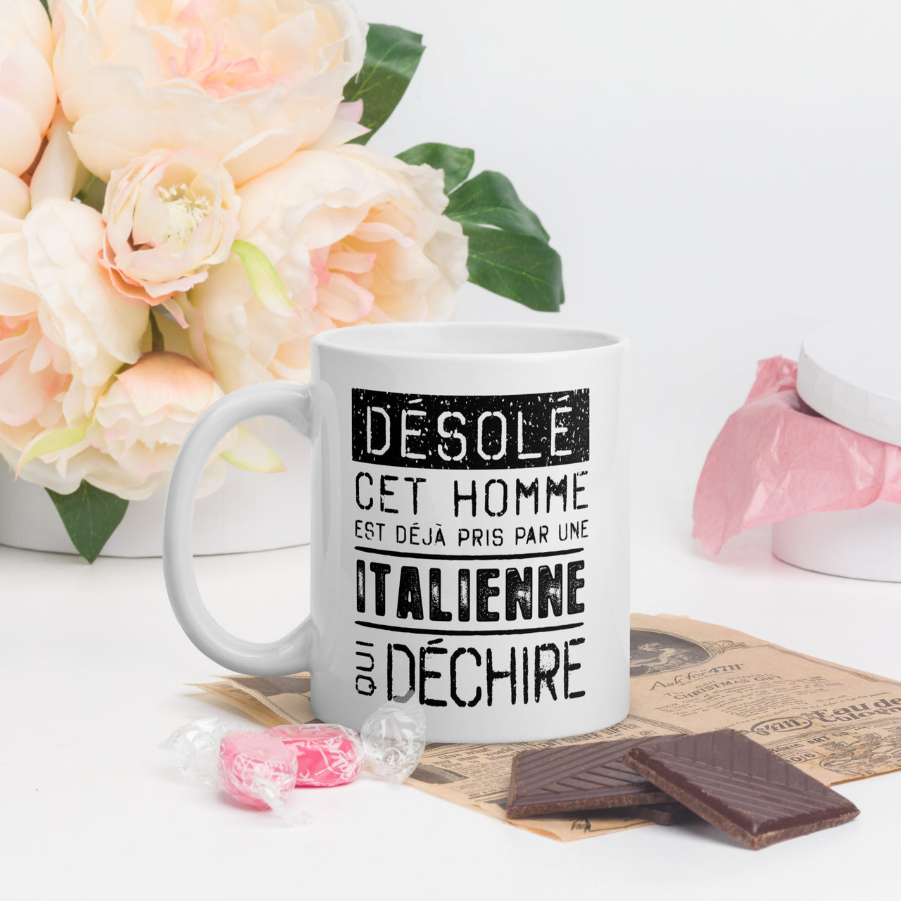 Mug Blanc Brillant Cadeau Saint Valentin : Désolé ce mec est pris par une Italienne