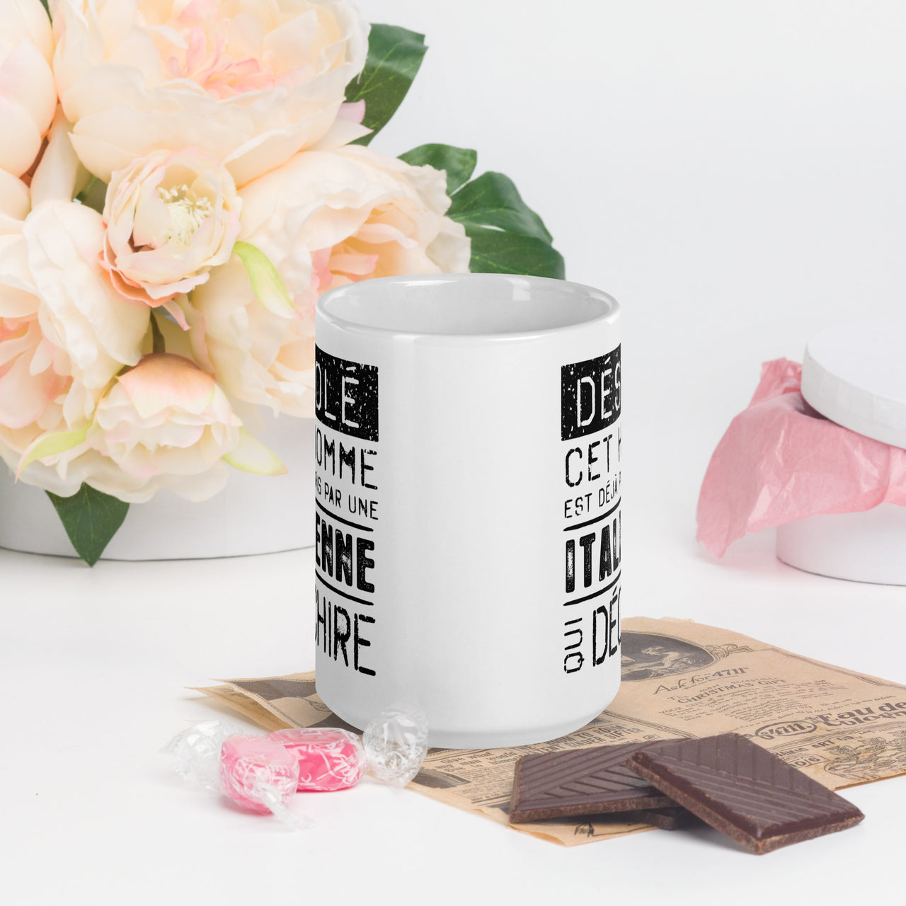Mug Blanc Brillant Cadeau Saint Valentin : Désolé ce mec est pris par une Italienne