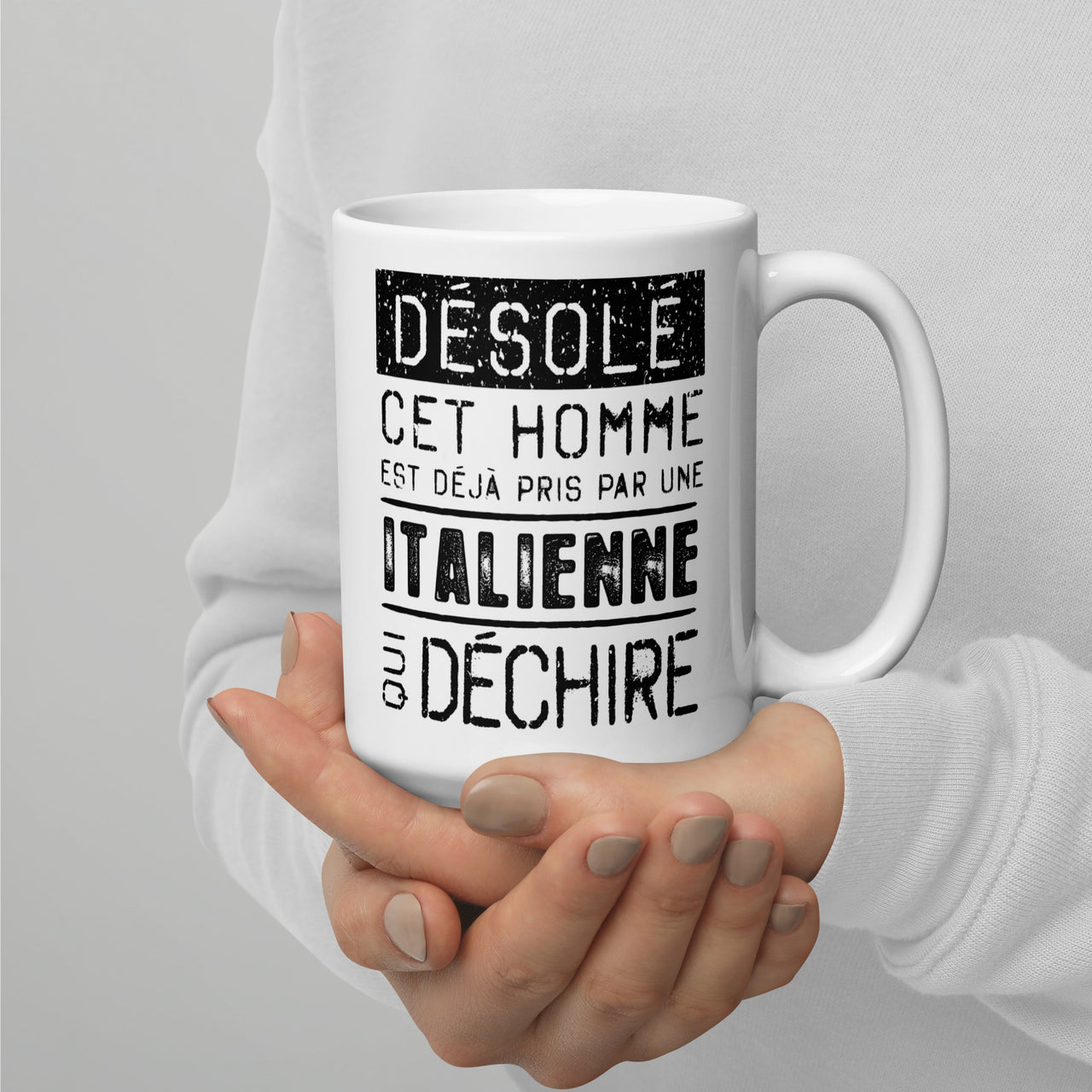 Mug Blanc Brillant Cadeau Saint Valentin : Désolé ce mec est pris par une Italienne