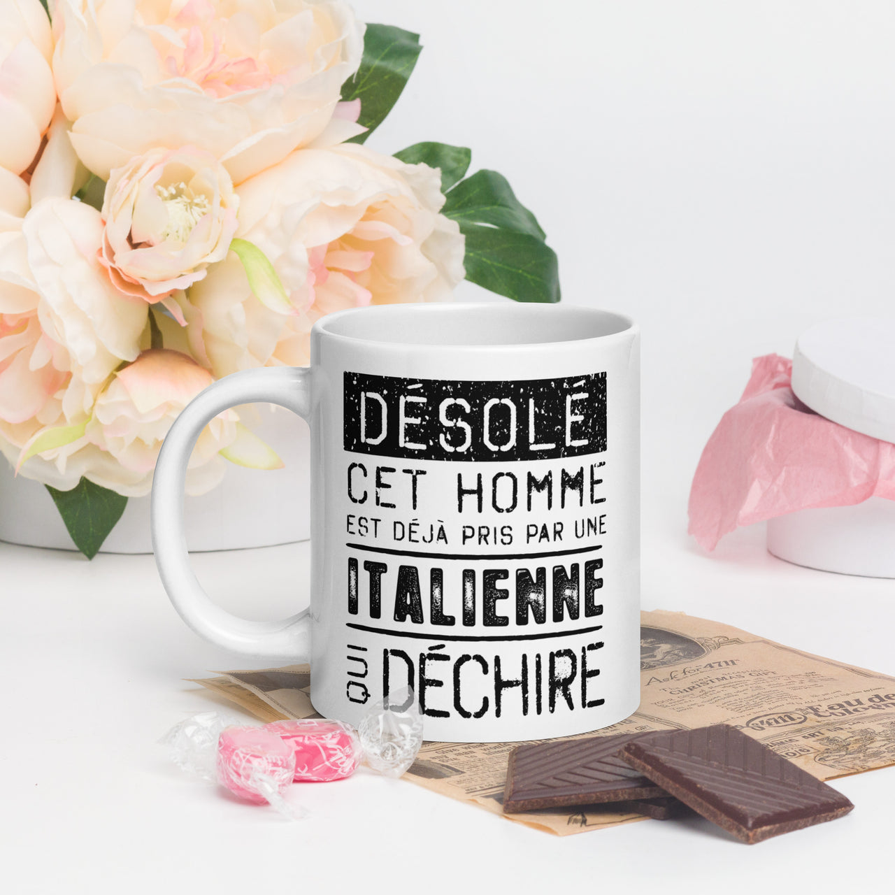 Mug Blanc Brillant Cadeau Saint Valentin : Désolé ce mec est pris par une Italienne
