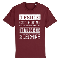 Thumbnail for Désolé cet homme est pris par une Italienne qui déchire - T-shirt coton bio 100 % - imprimé FR - Ici & Là - T-shirts & Souvenirs de chez toi