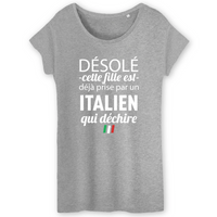 Thumbnail for Désolé cette fille est déjà prise par un Italien qui déchire - T-shirt coton bio - impression FR - Ici & Là - T-shirts & Souvenirs de chez toi