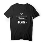 Je n'ai pas besoin de thérapie j'Ai juste besoin d'aller en Berry - T-shirt Col V unisexe - Imprimé FR - Ici & Là - T-shirts & Souvenirs de chez toi