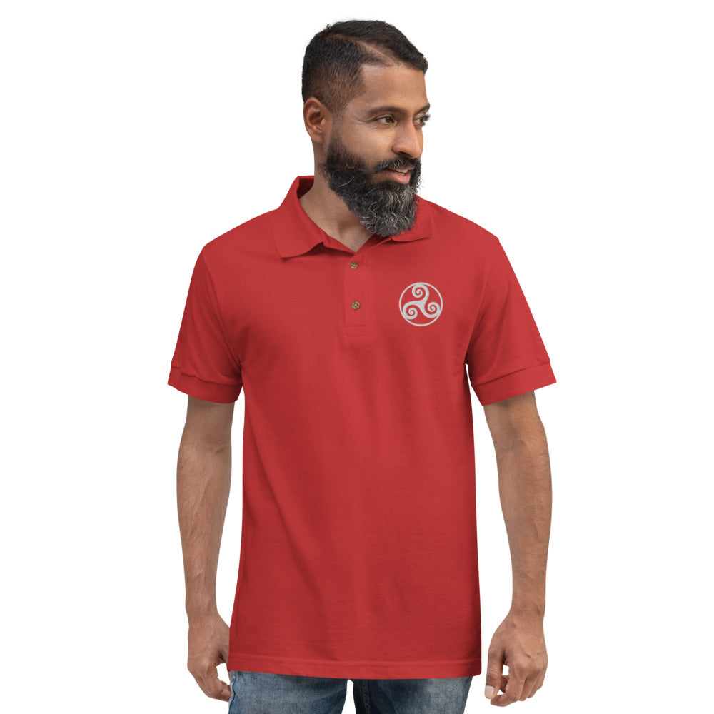 Triskel Breton - Polo Brodé - Ici & Là - T-shirts & Souvenirs de chez toi