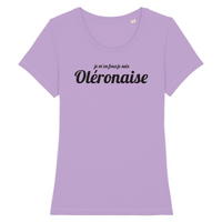 Thumbnail for Je m'en fous je suis Oléronaise - T-shirt femme 100 % coton bio - imprimé fr - Ici & Là - T-shirts & Souvenirs de chez toi