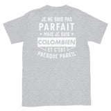 parfait-colombien - Imprimé DOS -  T-shirt Standard - Ici & Là - T-shirts & Souvenirs de chez toi