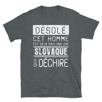 Thumbnail for T-shirt Slovaque bleu marine - Désolé ce mec est pris par une fille qui déchire