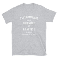 Thumbnail for Compliqué d'être infirmière et princesse - T-shirts Boyfriend cut Standard - Ici & Là - T-shirts & Souvenirs de chez toi