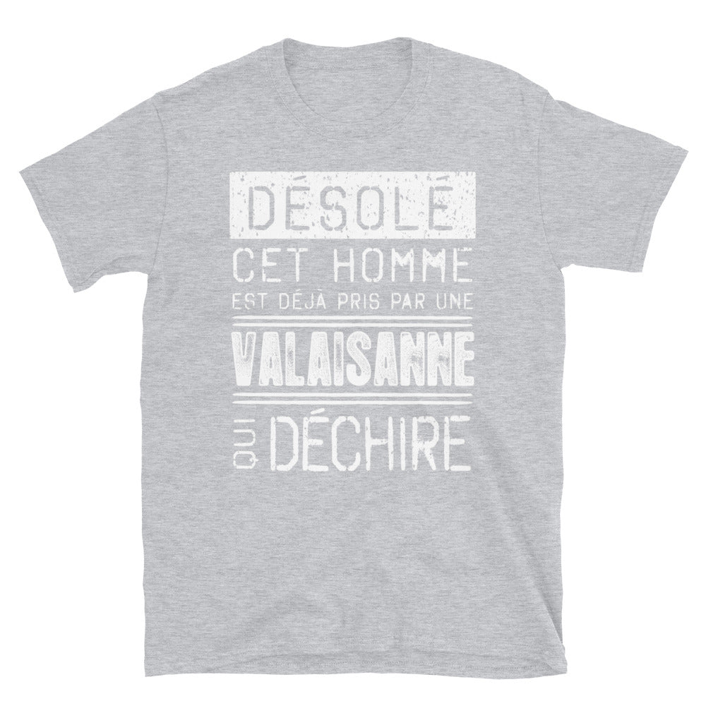 Désolé pris par une Valaisanne -  T-Shirt standard - Ici & Là - T-shirts & Souvenirs de chez toi