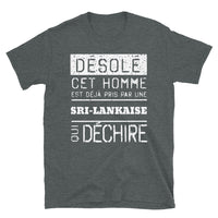 Thumbnail for T-shirt Sri Lanka bleu marine - Désolé ce mec est pris par une fille qui déchire