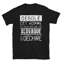 Thumbnail for T-shirt Slovaque noir - Désolé ce mec est pris par une fille qui déchire