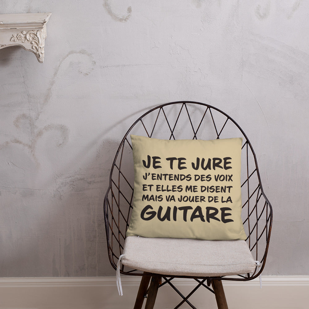 Coussin décoratif pour les Guitaristes Je te jure j'entends des voix : 45 cm x 45 cm - Ici & Là - T-shirts & Souvenirs de chez toi