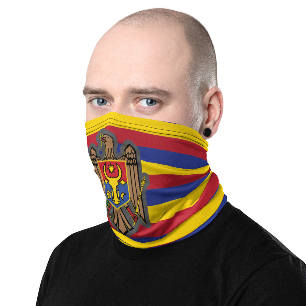 Masque cache cou Moldavie - un accessoire qui fait la différence