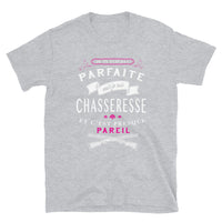 Thumbnail for T-shirt Chasseresse gris sportif - Design humoristique et local