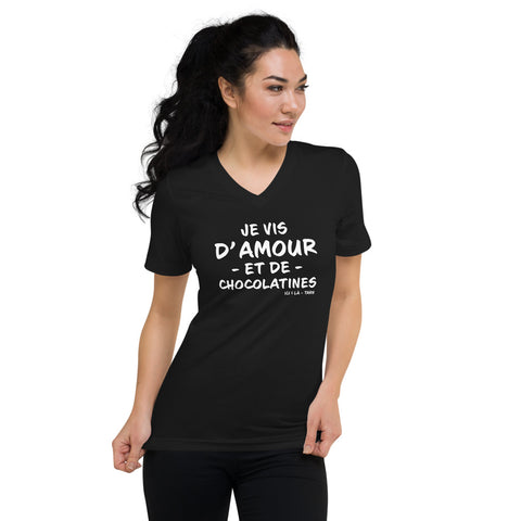 Je vis d'amour et de chocolatines - Tarn - T-shirt Col V - Ici & Là - T-shirts & Souvenirs de chez toi