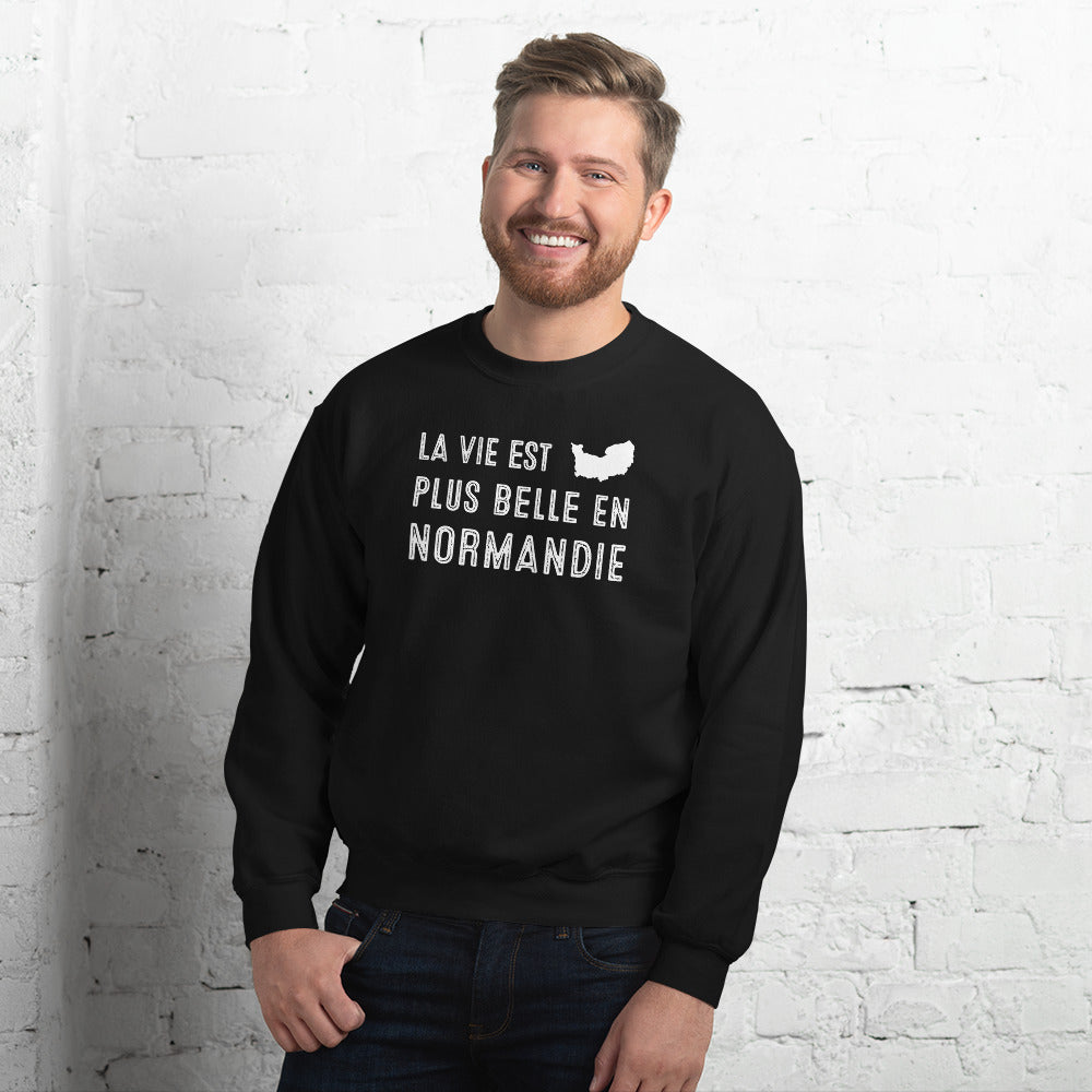 La vie est plus belle en Normandie - Sweatshirt - Ici & Là - T-shirts & Souvenirs de chez toi