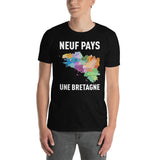 Neuf Pays - Une Bretagne - T-shirt Standard - Ici & Là - T-shirts & Souvenirs de chez toi