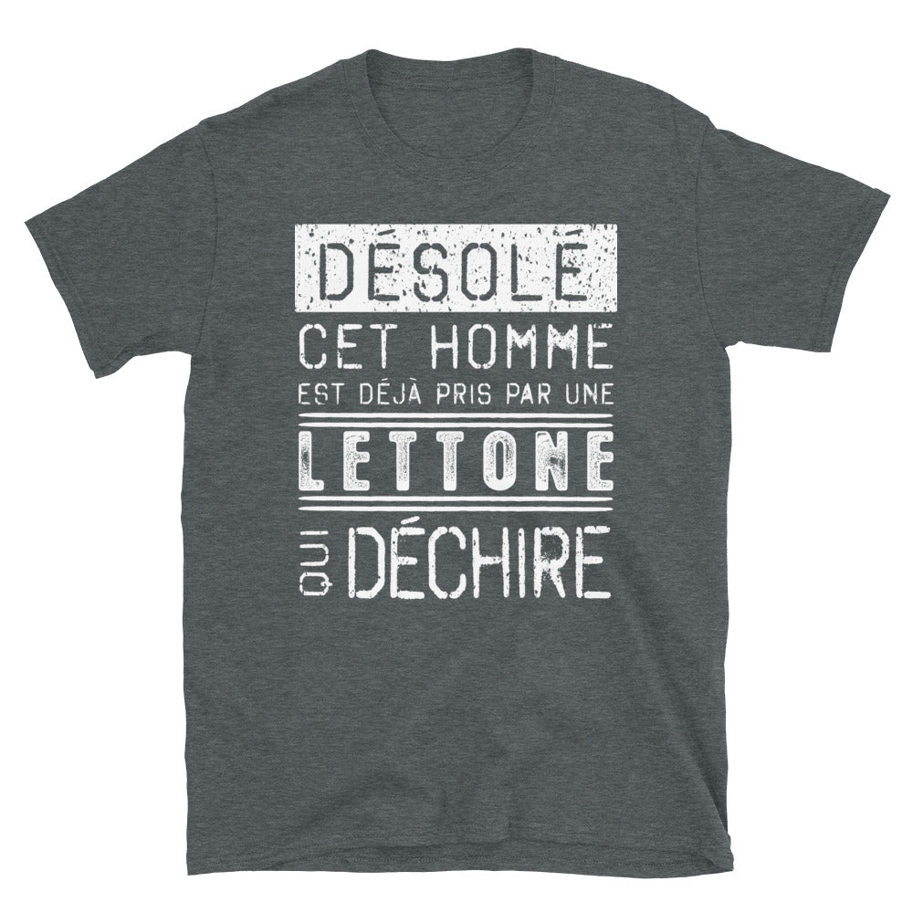 T-shirt Lettone bleu marine - Désolé ce mec est pris par une fille qui déchire
