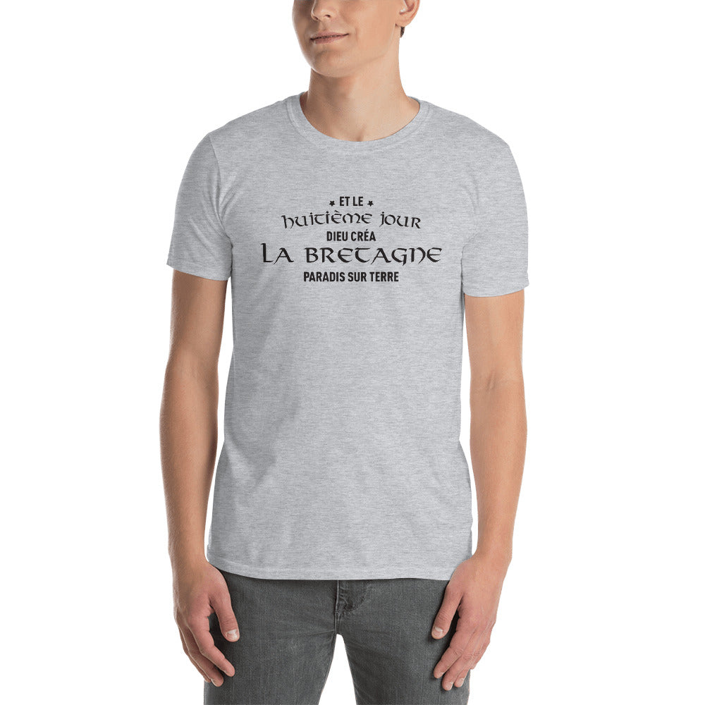 8e jour Dieu Créa La Bretagne - T-shirt Standard - Ici & Là - T-shirts & Souvenirs de chez toi