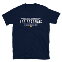 Thumbnail for Béarnais Deux types de personnes - T-shirts Unisexe Standard - Ici & Là - T-shirts & Souvenirs de chez toi