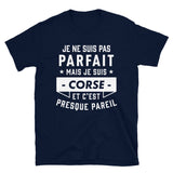 Parfait Corse v2 -  T-Shirt standard - Ici & Là - T-shirts & Souvenirs de chez toi