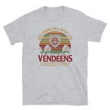 Déconne pas avec les Vendéens - T-shirt Standard - Ici & Là - T-shirts & Souvenirs de chez toi