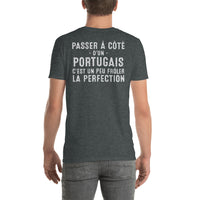 Thumbnail for T-shirt Portugal noir dos - Frôler la perfection avec humour