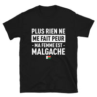 Thumbnail for Plus Rien Ne Me Fait Peur Ma Femme Est Malgache - T-shirt Standard - Ici & Là - T-shirts & Souvenirs de chez toi