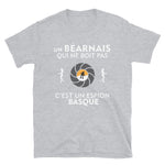 Espion en Béarn Dans le Béarn -  T-Shirt standard - Ici & Là - T-shirts & Souvenirs de chez toi