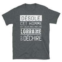 Thumbnail for T-shirt Lorraine bleu marine - Désolé ce mec est pris par une fille qui déchire