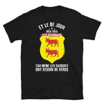 8e Jour Béarnais - T-shirt Standard - Ici & Là - T-shirts & Souvenirs de chez toi