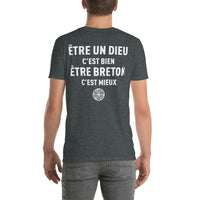 Thumbnail for être un Dieu c'est bien, Breton c'est mieux - T-shirt Standard - Ici & Là - T-shirts & Souvenirs de chez toi