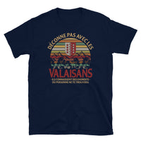 Thumbnail for Valais Endroits - T-shirt Standard - Ici & Là - T-shirts & Souvenirs de chez toi