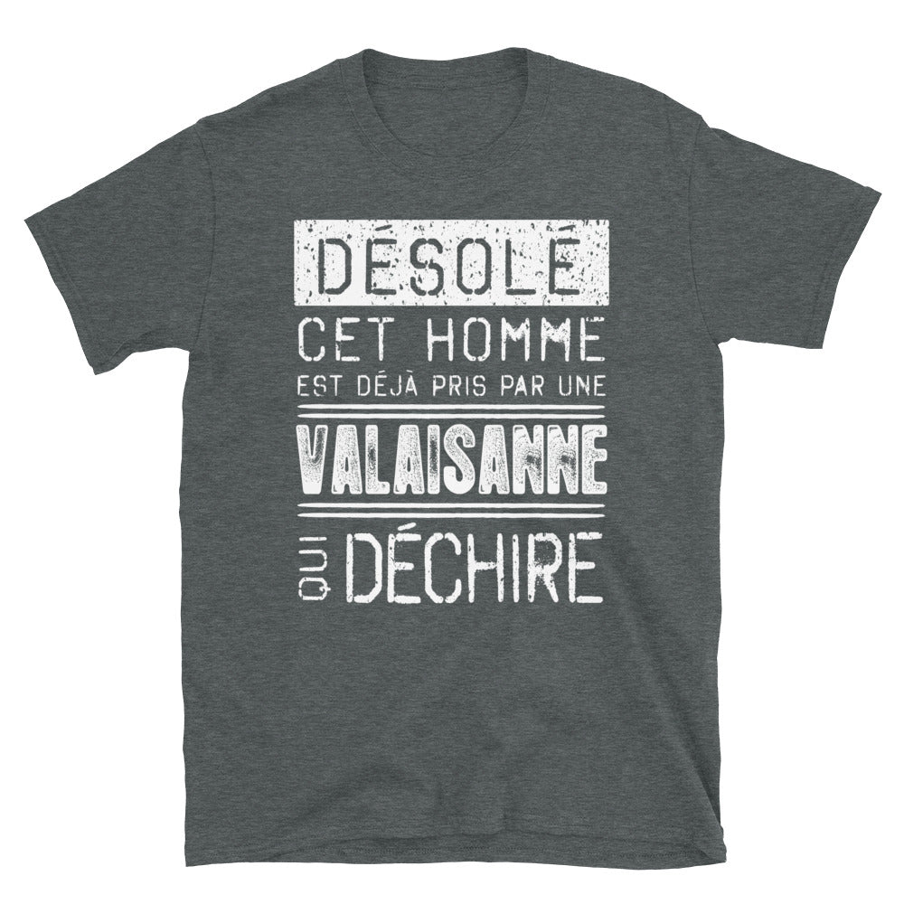 Désolé pris par une Valaisanne -  T-Shirt standard - Ici & Là - T-shirts & Souvenirs de chez toi