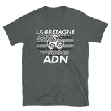 La Bretagne c'est dans mon ADN - triskel et Gwen ha du - T-shirt Standard - Ici & Là - T-shirts & Souvenirs de chez toi