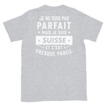 parfait-suisse T-shirt Standard - Ici & Là - T-shirts & Souvenirs de chez toi