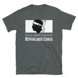 République Corse -  T-Shirt standard - Ici & Là - T-shirts & Souvenirs de chez toi