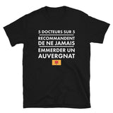 Ne jamais emmerder un auvergnat - T-shirt Standard - Ici & Là - T-shirts & Souvenirs de chez toi