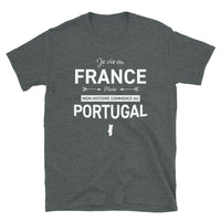 Thumbnail for Je vis en France mais mon histoire commence au Portugal - T-shirt Standard Unisexe - Ici & Là - T-shirts & Souvenirs de chez toi