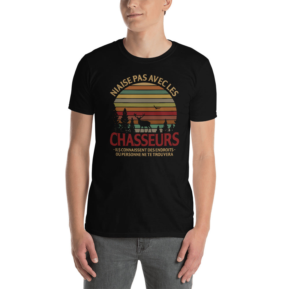 T-shirt chasseurs noir dos - Niaise pas avec les chasseurs
