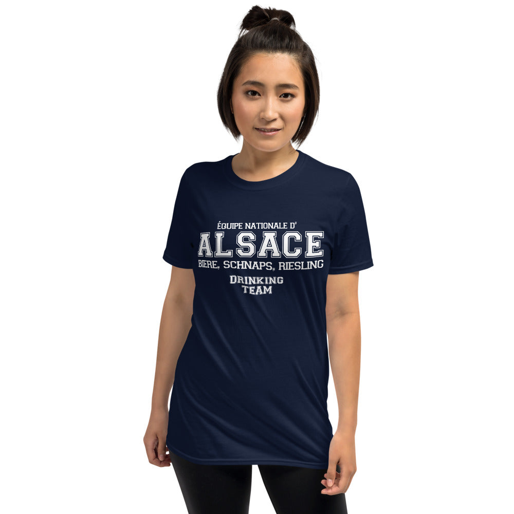 Drinking Team - Alsace - T-shirt Unisexe à Manches Courtes - Ici & Là - T-shirts & Souvenirs de chez toi